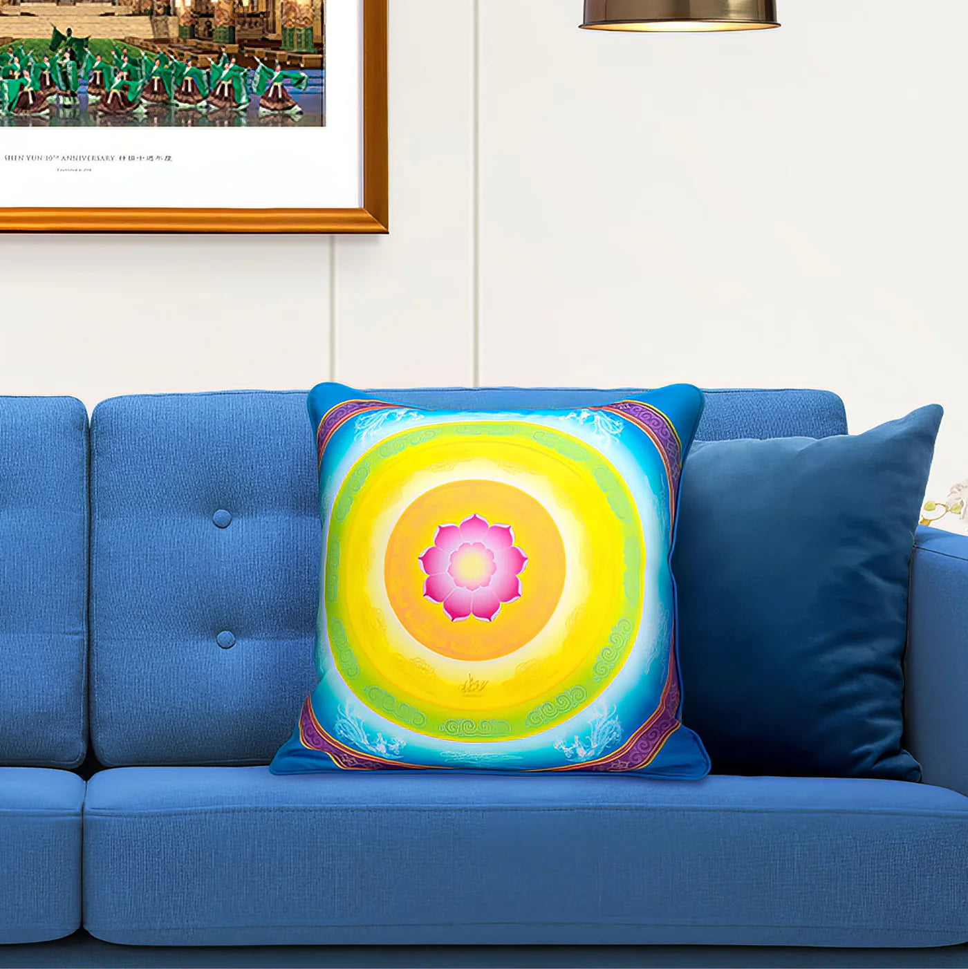 Elegance of the Yi Cushion Cover