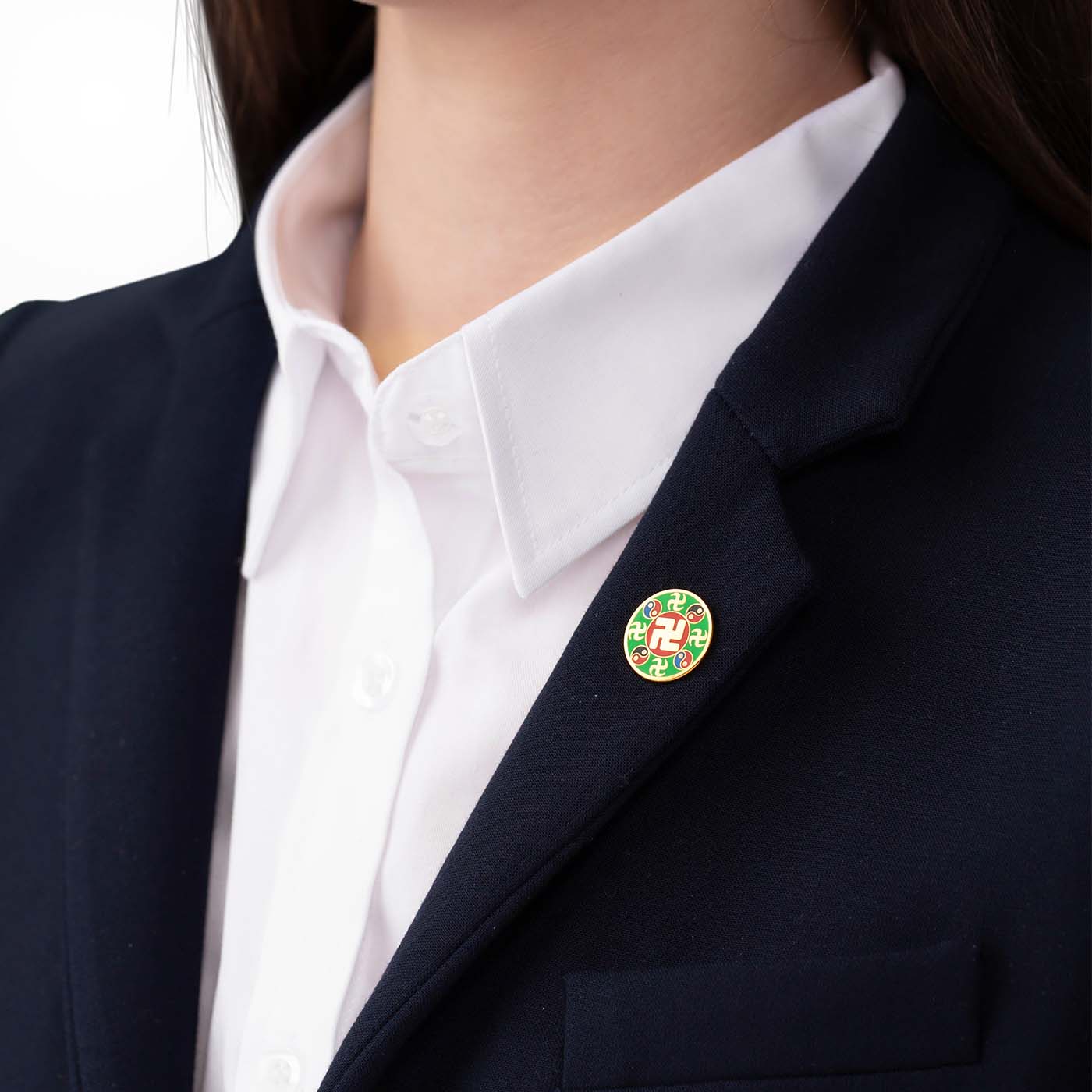 Falun Pin - Green Large