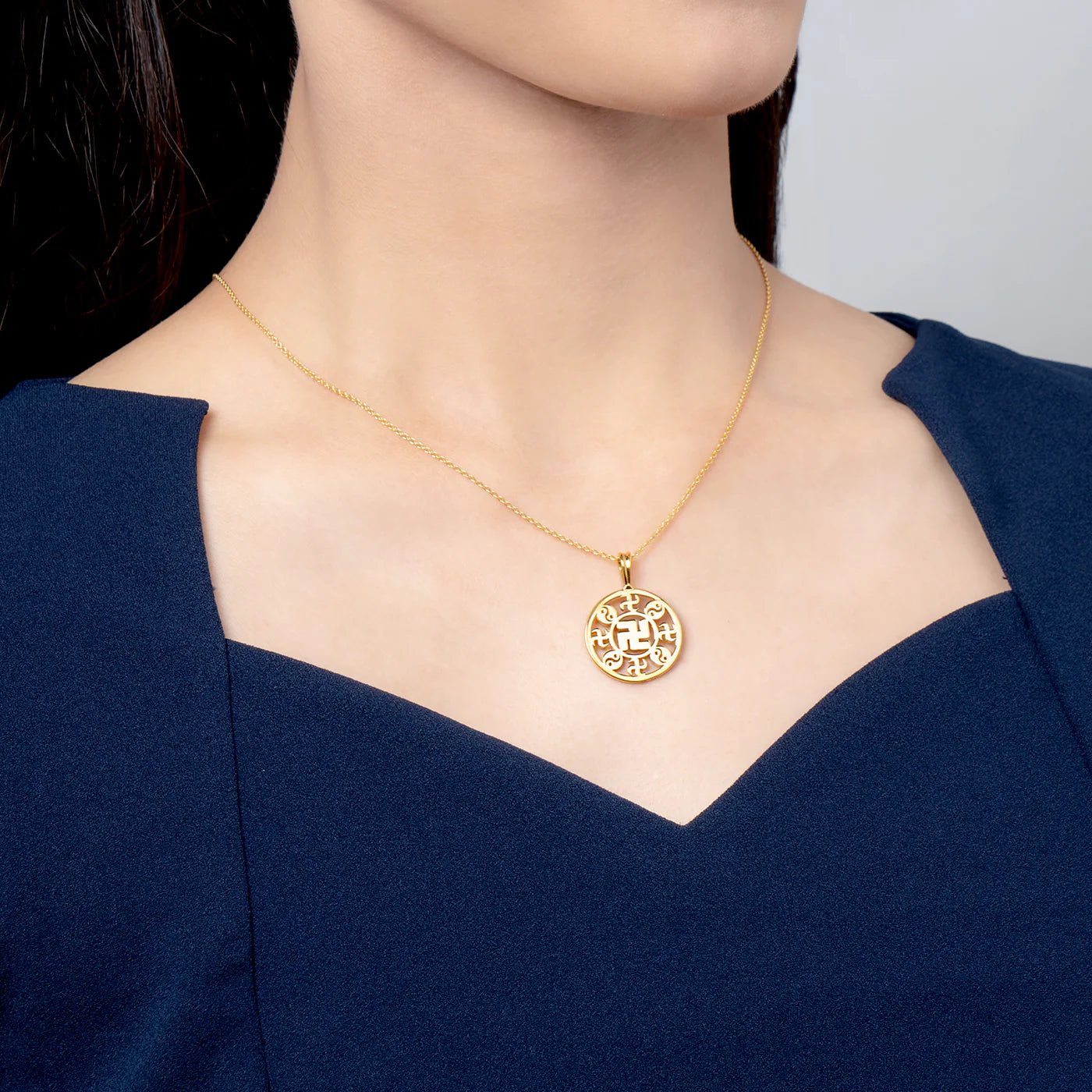 Falun Pendant  24kt Yellow Gold 22mm (without chain)