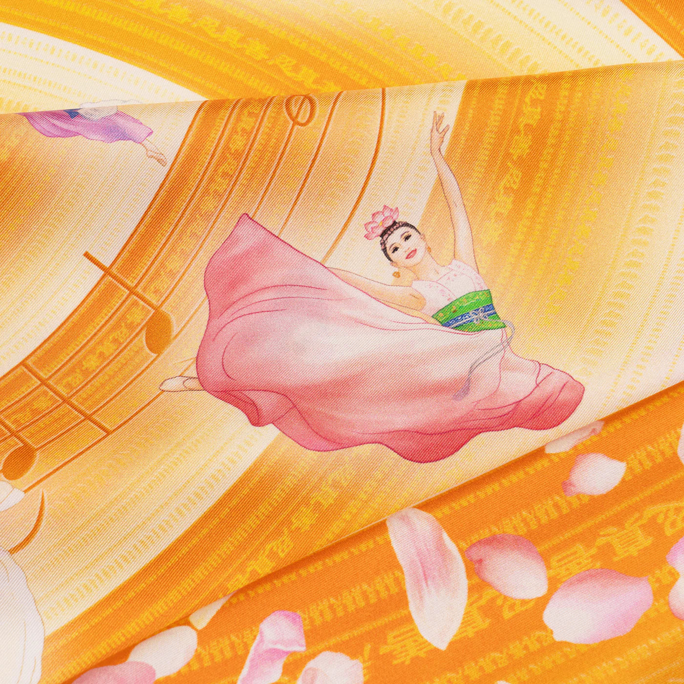 Shen Yun's 20th Anniversary Scarf