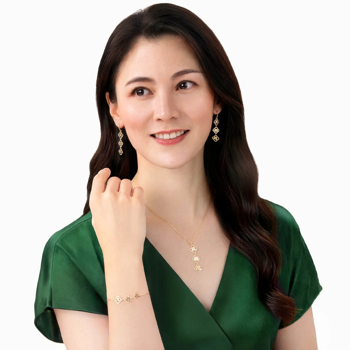 Zhen Shan Ren Words Necklace Vertical Style